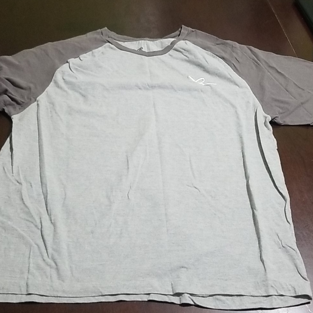 Rocawear shirt